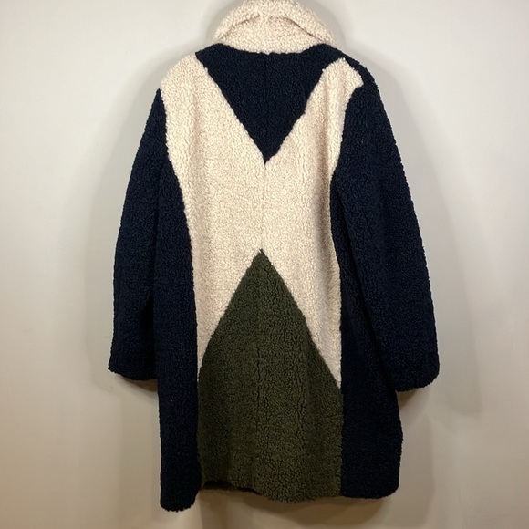 J Crew colorblock Sherpa coat - Picture 6 of 10